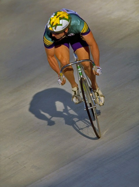 国际局势下 国际局势下