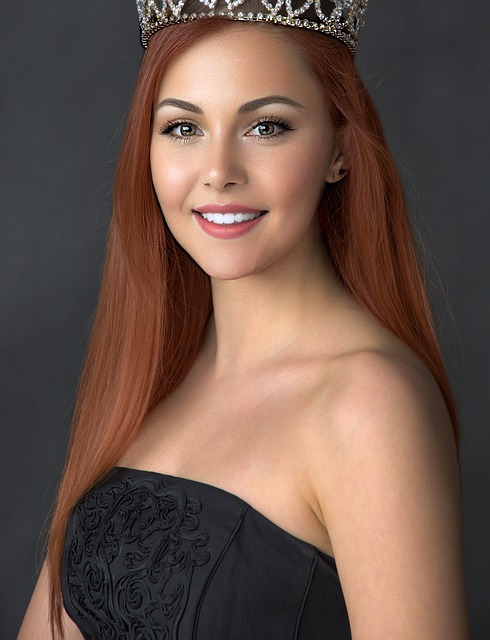 人瞩目的成 人瞩目的成